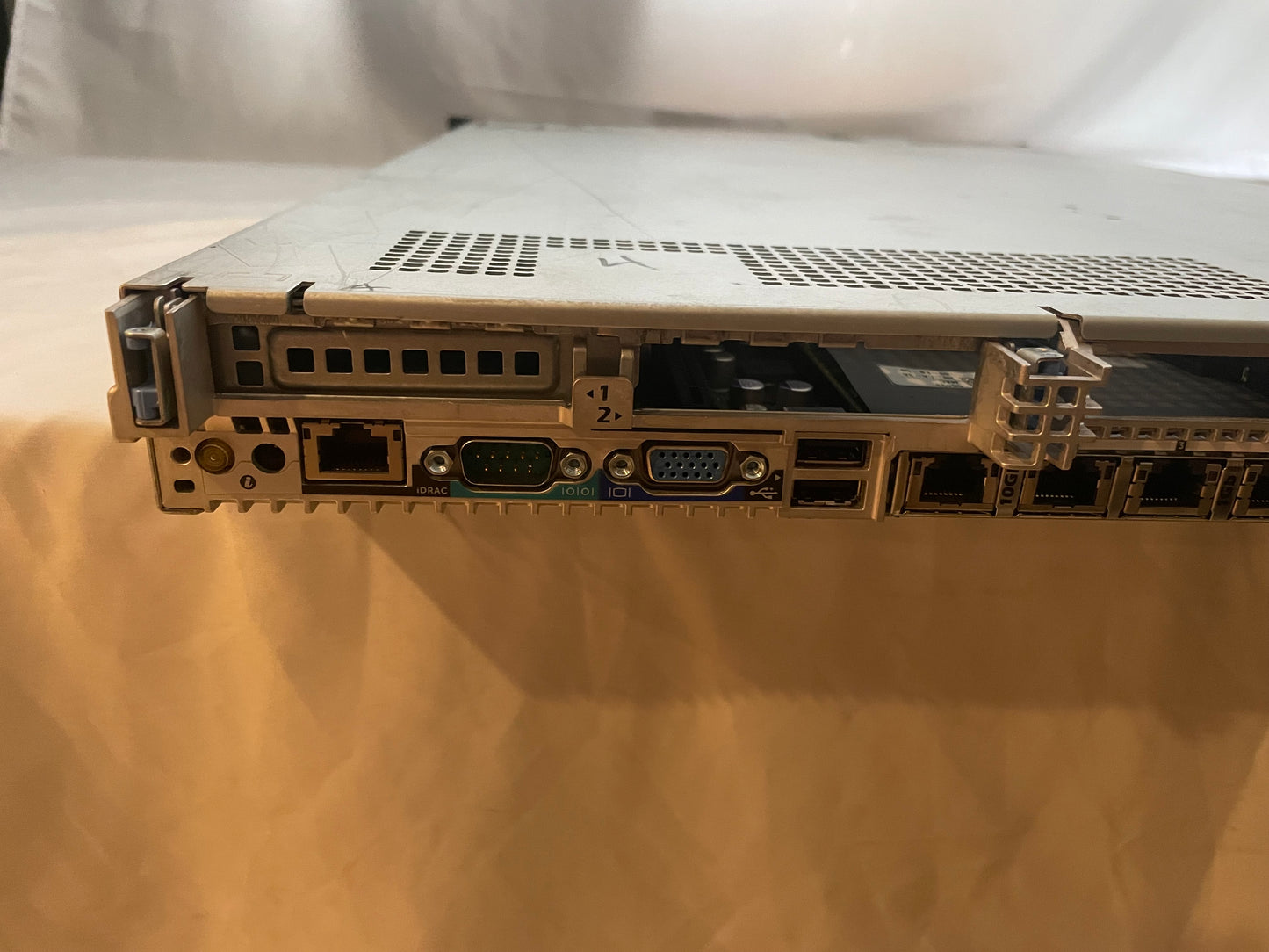 Dell PowerEdge R620 2x Intel Xeon E5 2.90GHz 8GB RAM ECC 2X 750W PSU