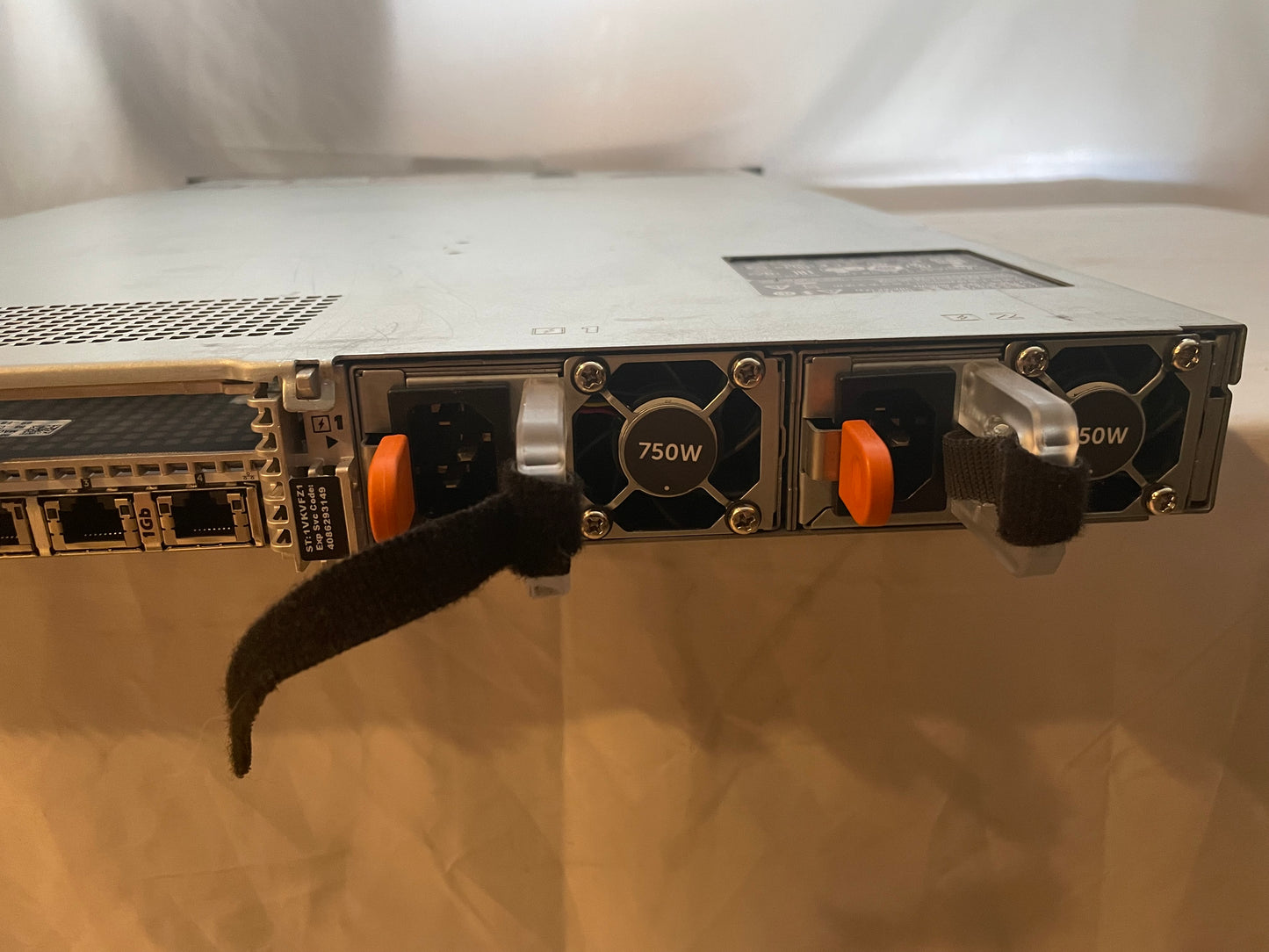 Dell PowerEdge R620 2x Intel Xeon E5 2.90GHz 8GB RAM ECC 2X 750W PSU