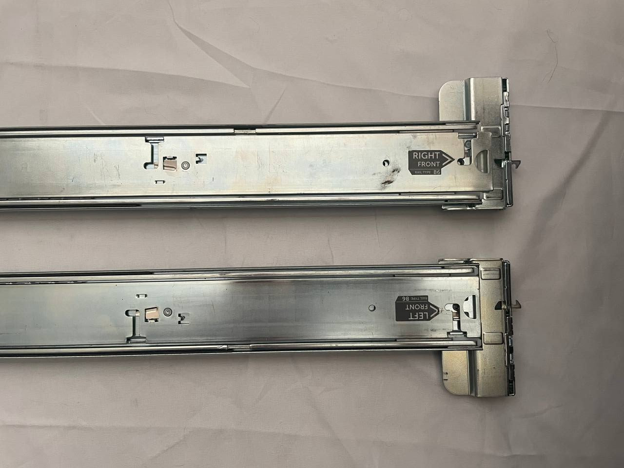 Dell PowerEdge R720 R720XD R730 R740 2U B6 Sliding Rails R and L 0FYK4G 061KCY
